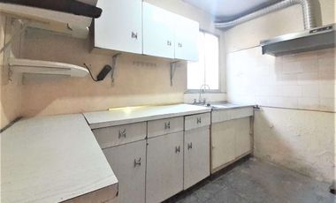 Casa Sólida logia Bodega Estacionamiento Venta San Joaquín