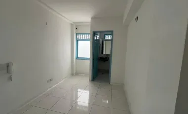 Arriendo oficinas primer piso en el parque principal de el retiro