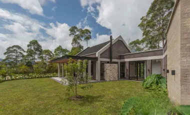 Venta de casa campestre en monte sereno, el retiro  refugio exclusivo