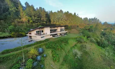 Venta casa campestre en el retiro con 8.153 m² y vista natural