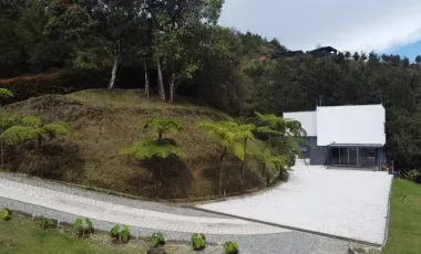 Casa finca en el saladito