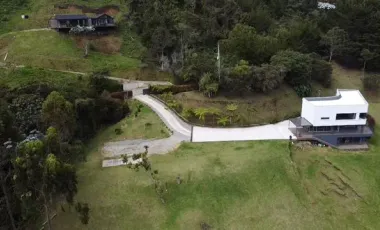 Casa finca en el saladito