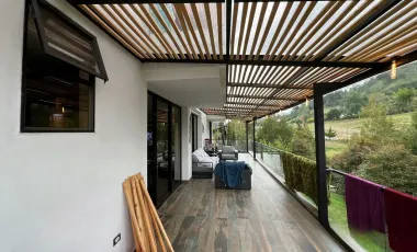 Venta de casa campestre con 435 m² en unidad cerrada