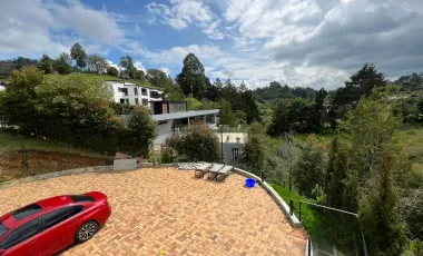 Venta de casa campestre con 435 m² en unidad cerrada