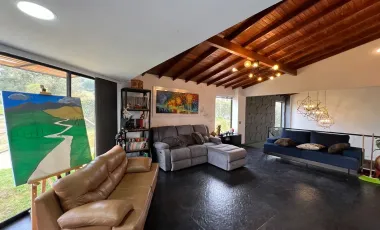 Venta de casa campestre con 435 m² en unidad cerrada