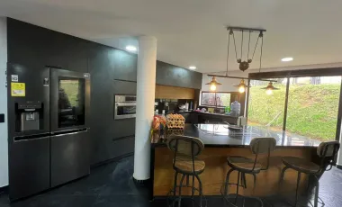 Venta de casa campestre con 435 m² en unidad cerrada