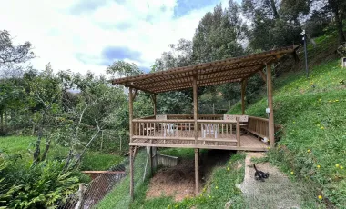 Venta de casa campestre con 435 m² en unidad cerrada