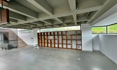 Casa campestre con 511 m² en unidad cerrada via don diego la ceja