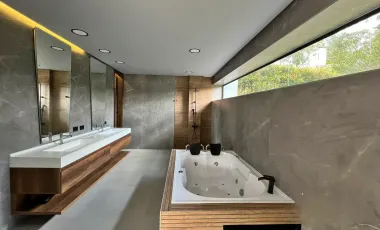 Casa campestre con 511 m² en unidad cerrada via don diego la ceja