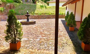 Venta de finca guarne de 178.526 m2 (17.85 h) con 4 matricualas