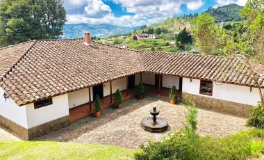 Venta de finca guarne de 178.526 m2 (17.85 h) con 4 matricualas