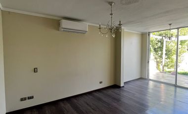 CASA EN ARRIENDO  SANTA ELENA DE CHICUREO