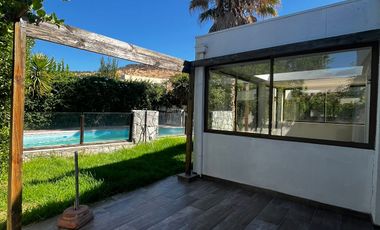 CASA EN ARRIENDO  SANTA ELENA DE CHICUREO