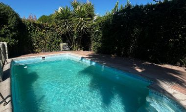 CASA EN ARRIENDO  SANTA ELENA DE CHICUREO