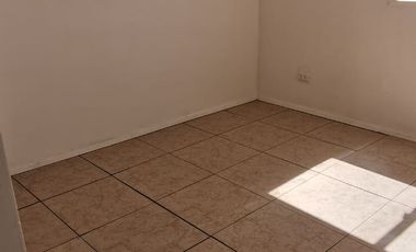 ARRIENDO CASA 3HAB 1BA PADRE HURTADO
