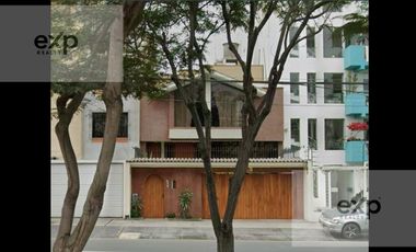 Casa lista para mudarse en Velasco Astete Surco