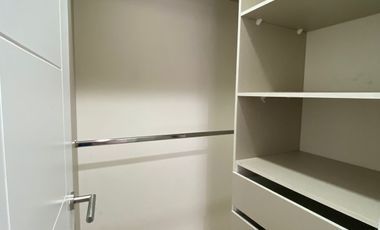 CASA ESQUINA EN CONDOMINIO SAN SEBASTIÁN III AMPLIO PATIO