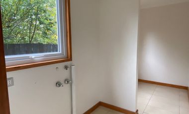 CASA EN EXCLUSIVO CONDOMINIO LOMAS DEL CARMEN