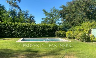 INMEJORABLE CASA EN CONDOMINIO CLUB DE GOLF LOS LIRIOS