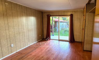 Amplia Casa en Excelente Ubicación, Oportunidad Comercial