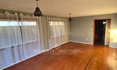 Amplia Casa en Excelente Ubicación, Oportunidad Comercial