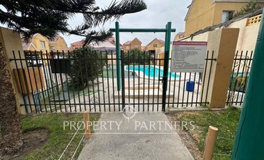 Hermosa y amplia casa en condominio sector norte.