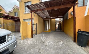 Hermosa y amplia casa en condominio sector norte.