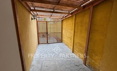 Hermosa y amplia casa en condominio sector norte.