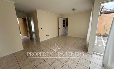 Hermosa y amplia casa en condominio sector norte.