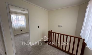 Hermosa y amplia casa en condominio sector norte.