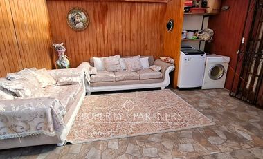 Arriendo con potencial uso comercial en Avenida Estadio