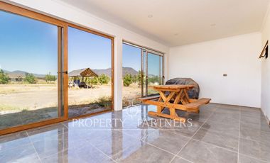 Excelente casa nueva en parcela en condominio en exclusivo sector