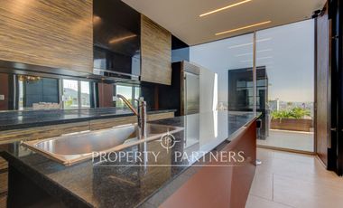 Vive el Lujo en El Golf: Exclusivo Penthouse Dúplex con Vista Panorámica