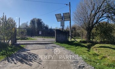 Parcela con Casa y Borde Río en Sector Arique