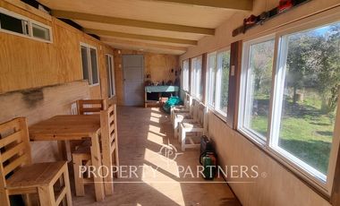 Parcela con Casa y Borde Río en Sector Arique