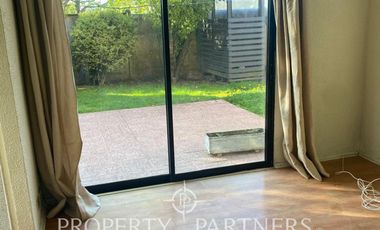 Casa en excelente ubicación.