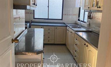 Casa en excelente ubicación.