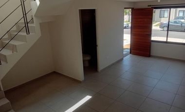Casa en Condominio en Renta Fracc. Cd. Meseta, Apaseo el Grande, Gto.
