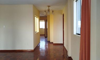 DEPARTAMENTO EN VENTA, 4to PISO 97m², 3 DORMITORIOS.3 BAÑOS- CHORRILLOS