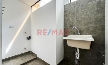 Casa Con 3 Departamentos – Excelente Oportunidad De Inversión