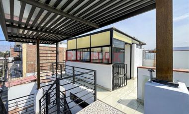 Casa Con 3 Departamentos – Excelente Oportunidad De Inversión
