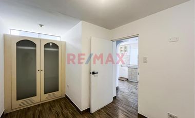 Casa Con 3 Departamentos – Excelente Oportunidad De Inversión