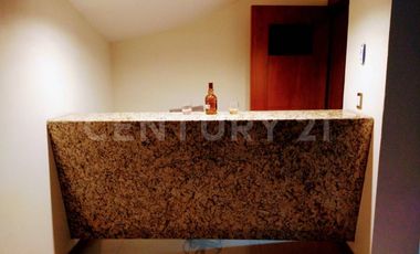 Casa en Renta en Residencial Esmeralda Norte, Colima, Col.