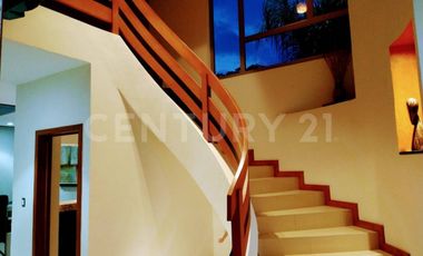 Casa en Renta en Residencial Esmeralda Norte, Colima, Col.