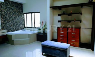 Casa en Renta en Residencial Esmeralda Norte, Colima, Col.