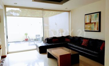 Casa en Renta en Residencial Esmeralda Norte, Colima, Col.