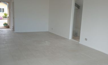 Casa en Arriendo en EXCELENTE CASA DE UN PISO EN CONDOMINIO LIMACHE.
