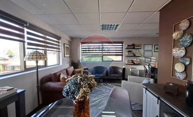 SE VENDE OFICINA, EDIFICIO CERO K