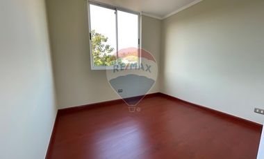 Oportunidad, luminosa casa Sta. Elena, Chicureo