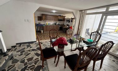 CASA EN VENTA EN EL NORTE/ARMENIA